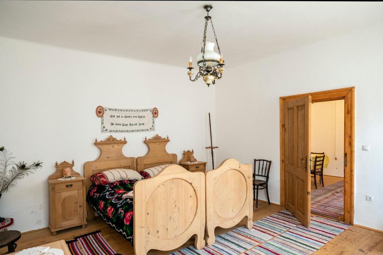 Villa Rihuini Eco Wine House Transylvania Richisu Bagian luar foto