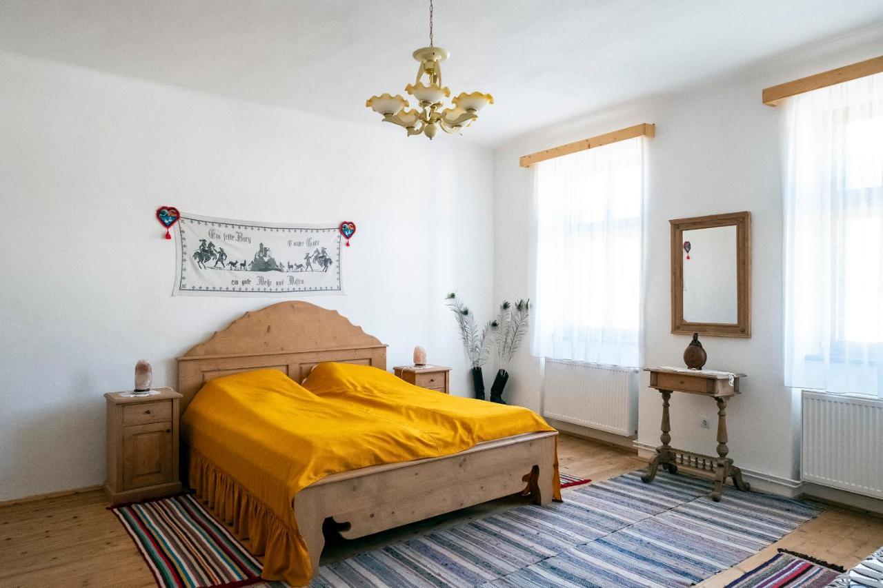 Villa Rihuini Eco Wine House Transylvania Richisu Bagian luar foto